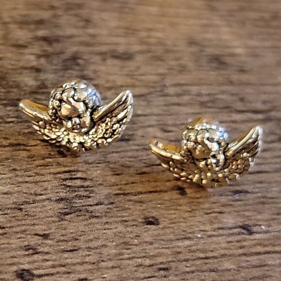 Christmas Themed Plastic Decorative Shank Buttons Mixed Lot of 16 - Picture 4 of 8